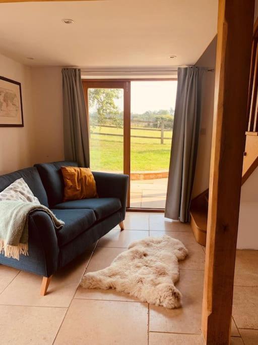 2 Beds & Living In Our Idyllic Country Cottage 베드퍼드 외부 사진