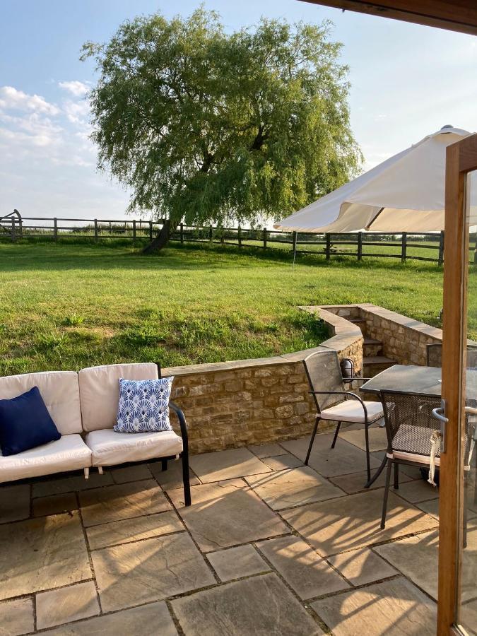 2 Beds & Living In Our Idyllic Country Cottage 베드퍼드 외부 사진
